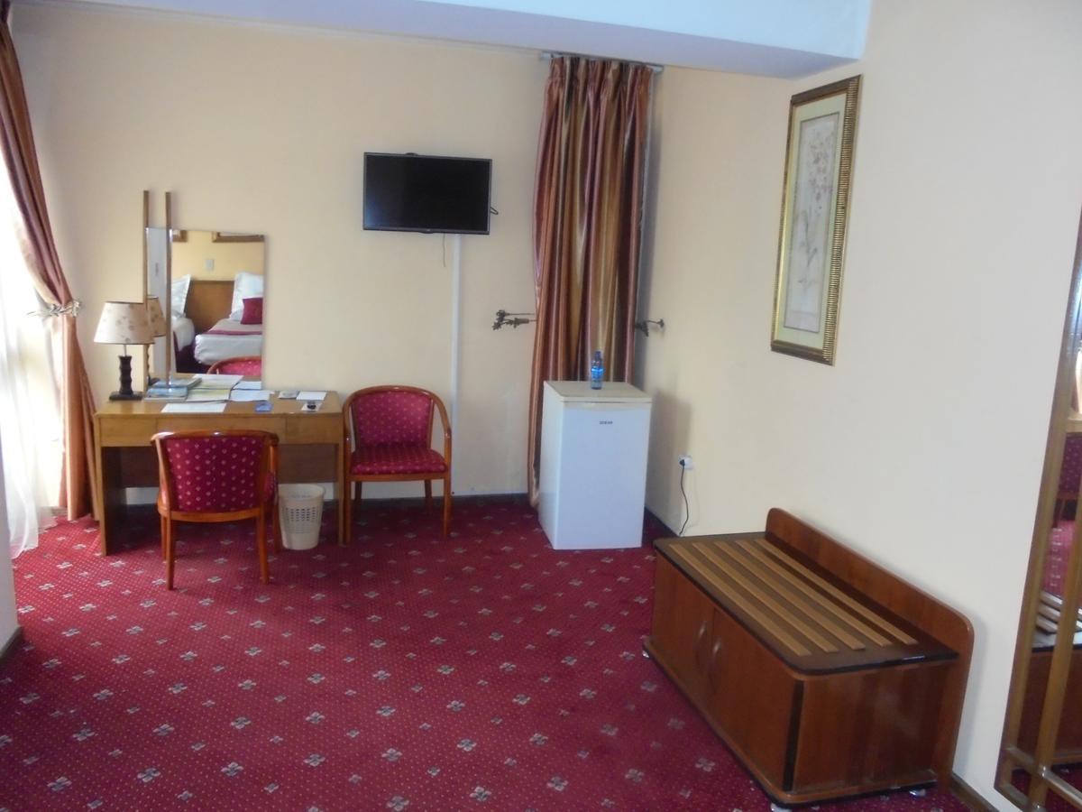 Global Hotel Addis Ababa Ngoại thất bức ảnh