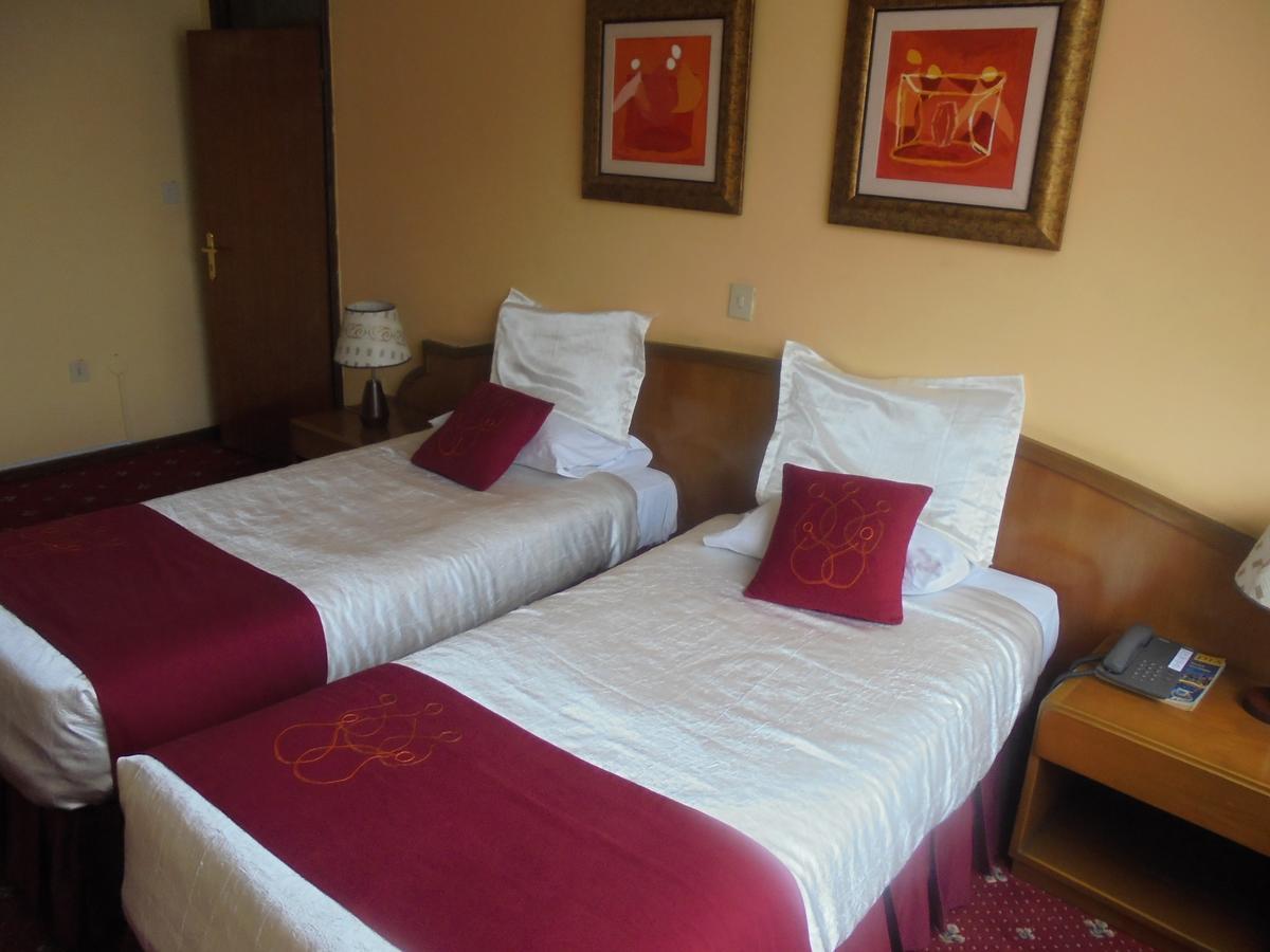 Global Hotel Addis Ababa Ngoại thất bức ảnh
