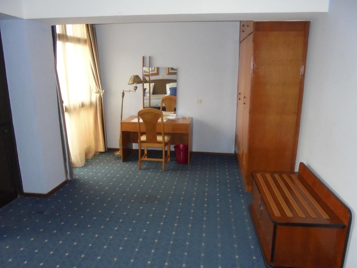Global Hotel Addis Ababa Ngoại thất bức ảnh